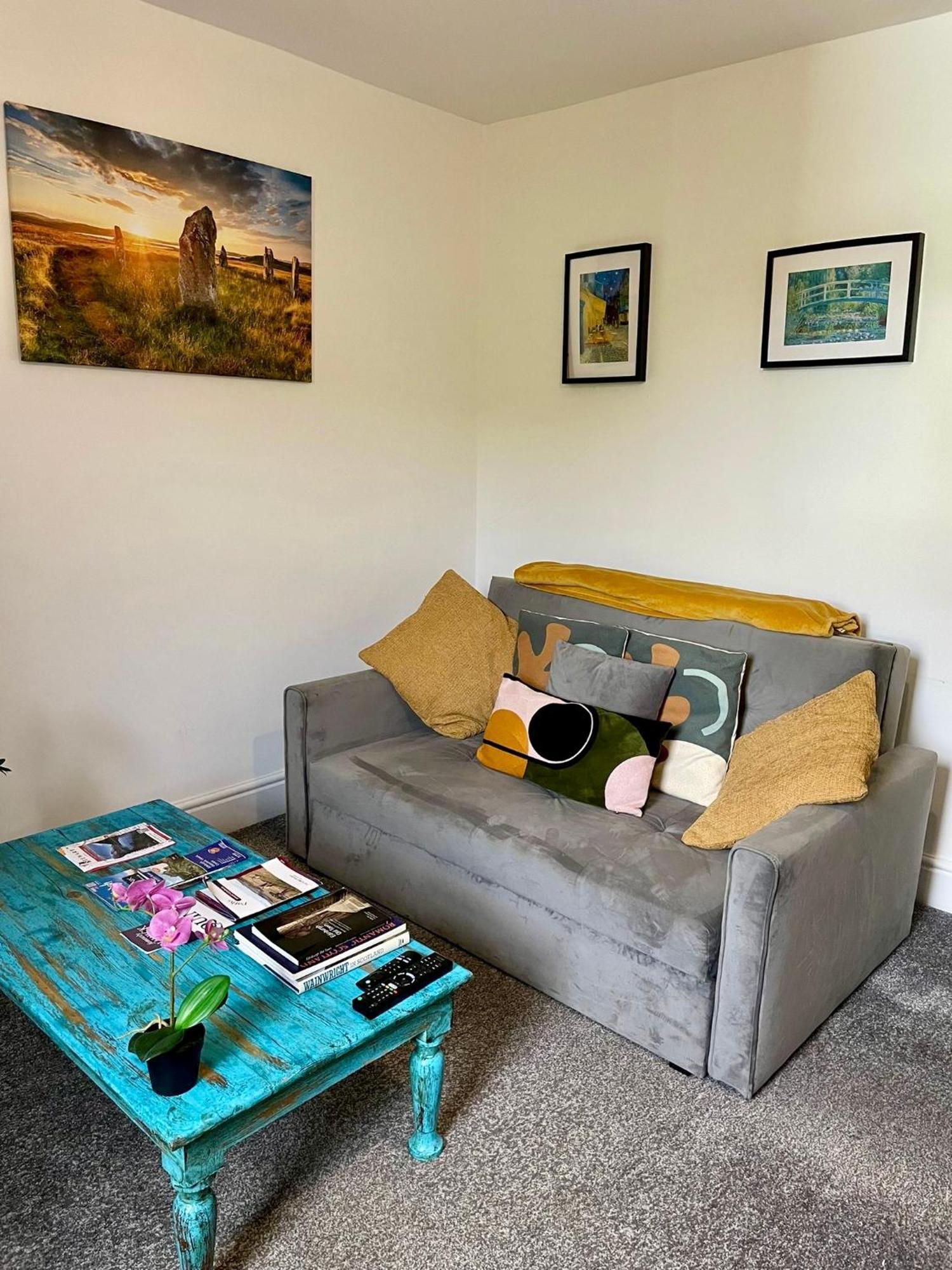 Cosy Authentic Flat In The Heart Of Galashiels Exterior photo